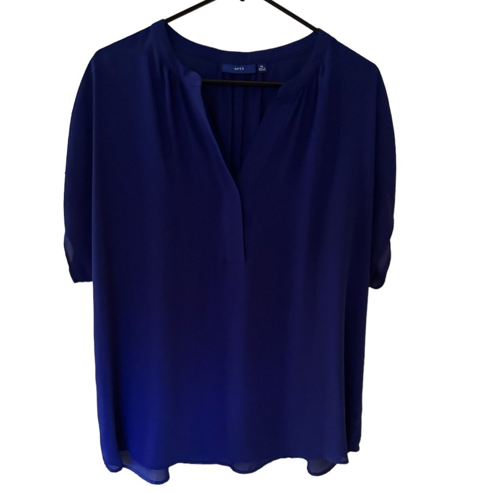 Apt. 9 Women's  Royal blue X-Large sheer top. 433